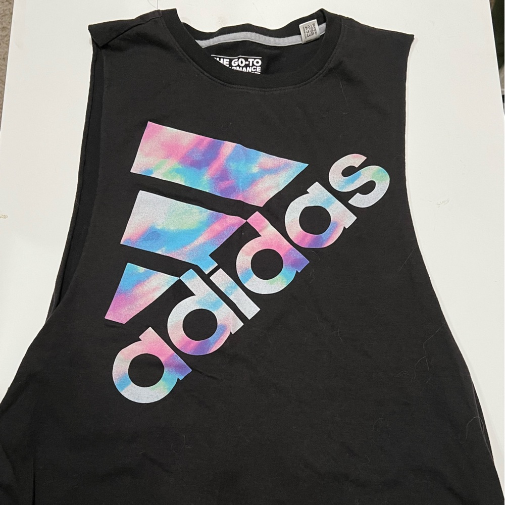 Women’s Adidas workout muscle tank